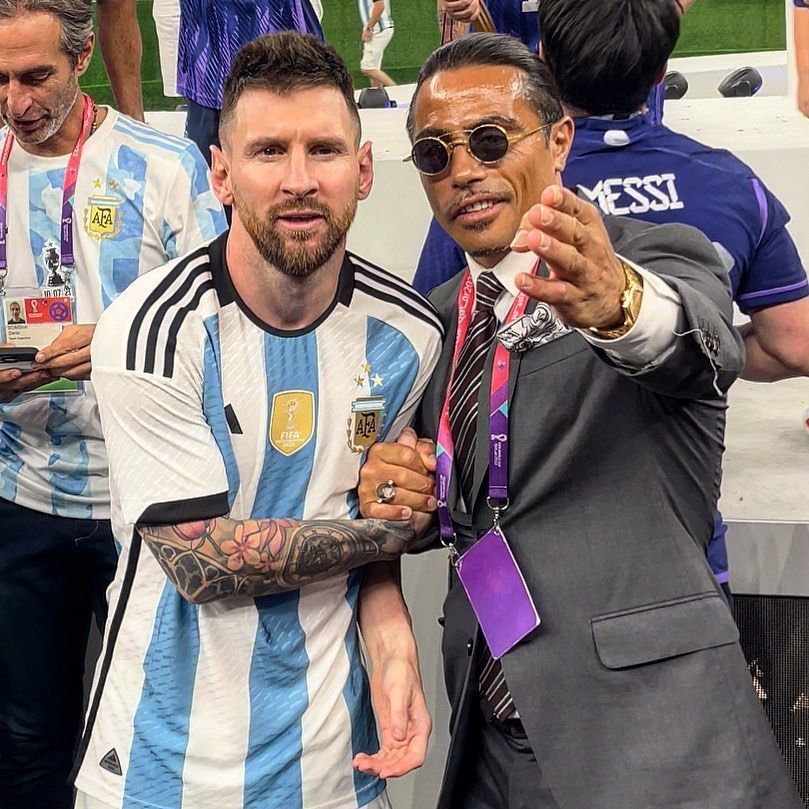 Salt Bae, din nou în centrul unei situații controversate după apariția la finala Champions League: