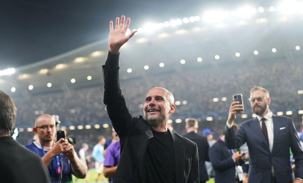 Triplă pentru istorie! Performanță fabuloasă pentru Manchester City și Pep Guardiola_1