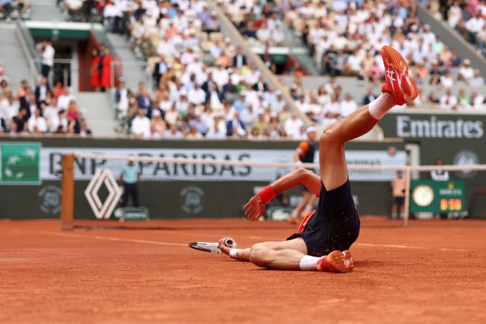 Djokovic a căzut de două ori, dar a câștigat primul set al finalei Roland Garros! Ruud, pierzător după 81 de minute_21
