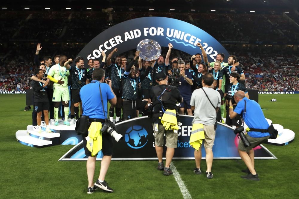 I Am Legend! Ce nume uriașe ale fotbalului au reintrat pe gazon pentru evenimentul Soccer Aid + gol înscris de Usain Bolt_6