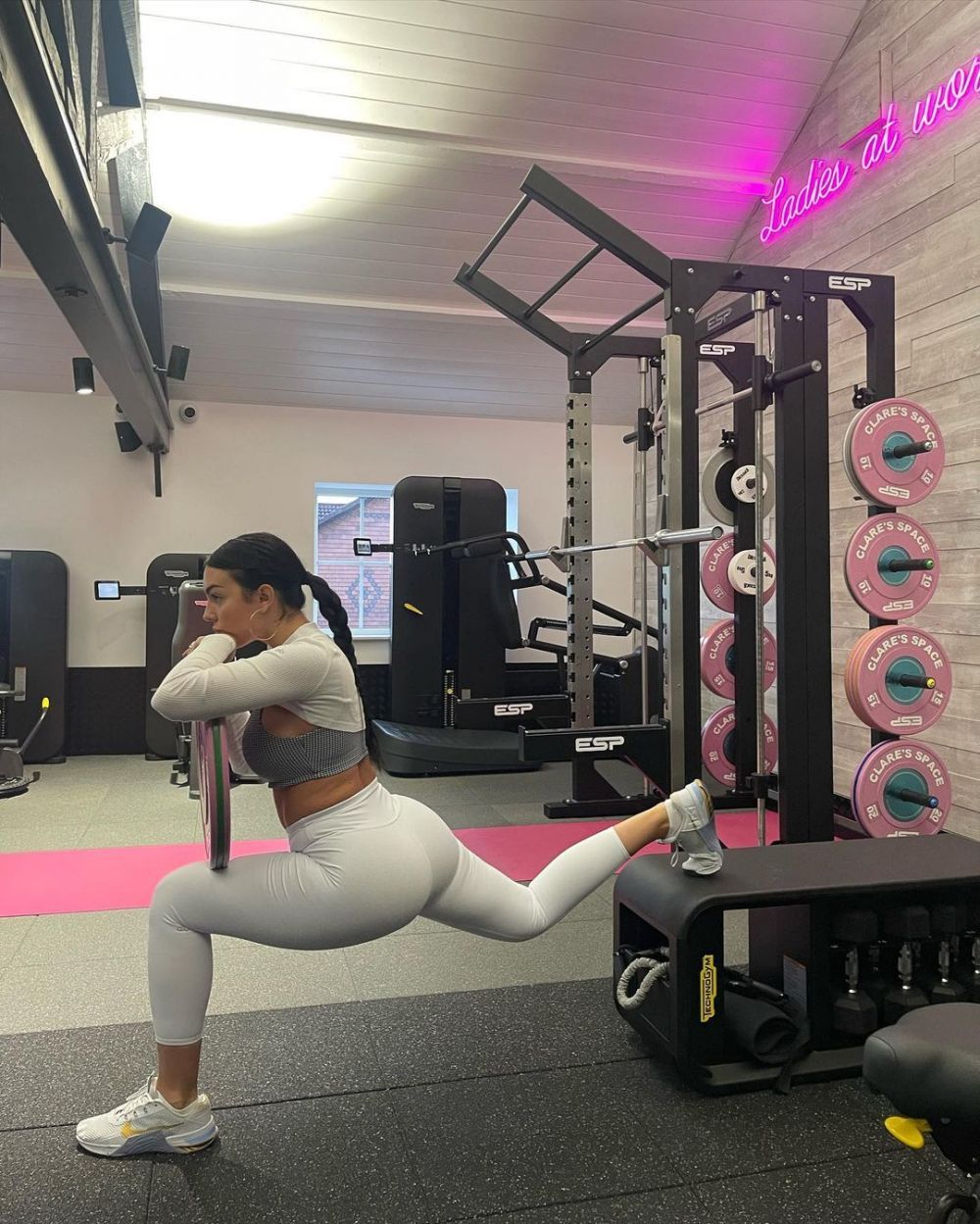 Contractul secret dintre Georgina Rodriguez și Cristiano Ronaldo. Ce pensie alimentară trebuie să plătească fotbalistul dacă se despart_26