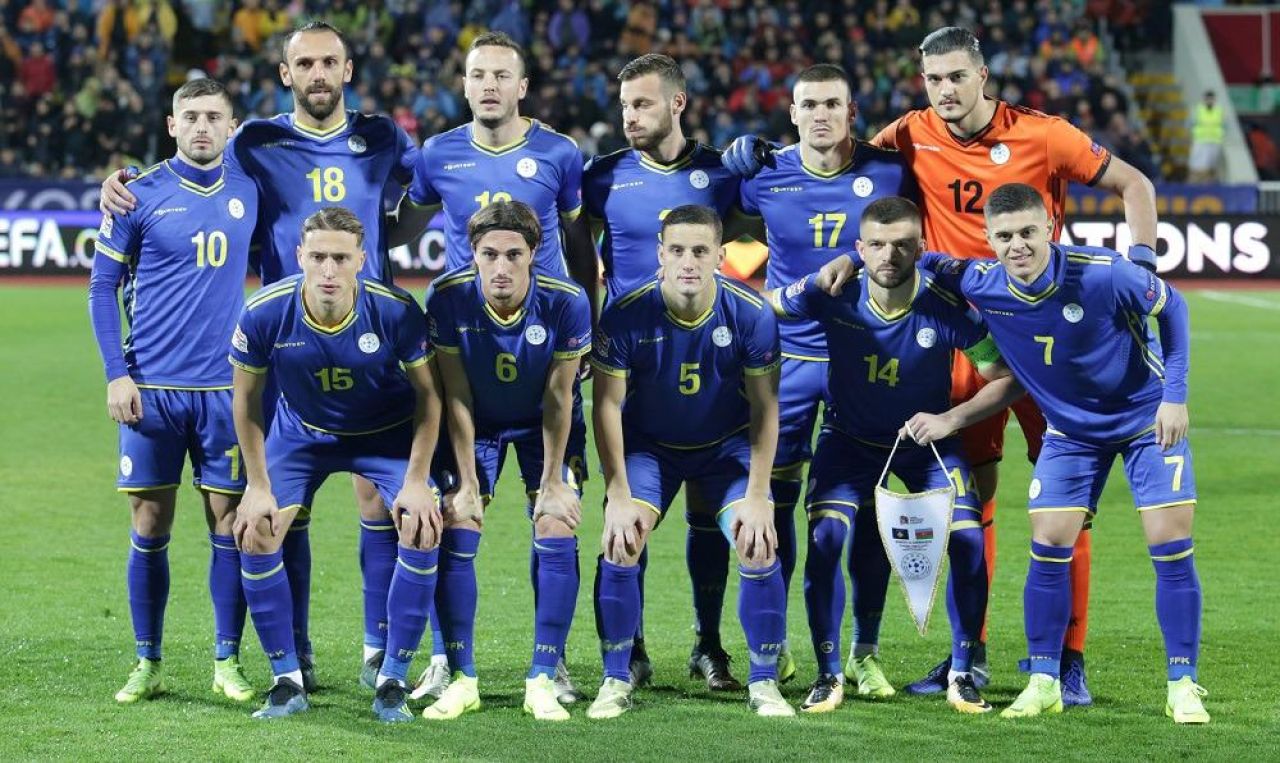 A jucat la Dinamo, e stabilit în București și e prieten bun cu căpitanul naționalei Kosovo: