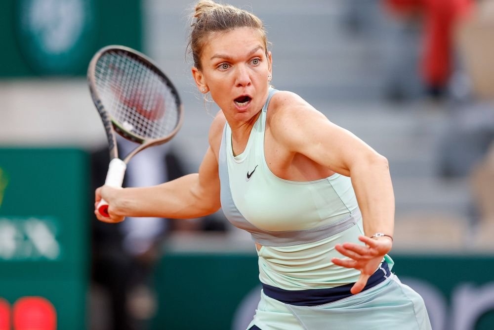 Simona Halep așteaptă verdictul jucând tenis! S-a pozat alături de coechipiera Gabrielei Ruse_32