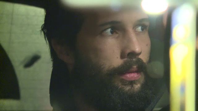 Fostul kickboxer Andrew Tate, aflat în arest la domiciliu, vizat de acuzaţii de violenţe sexuale în Regatul Unit_3