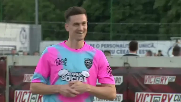 &bdquo;Chiricheș &icirc;napoi la FCSB? Nicio șansă!&rdquo; Un fost coleg al fundașului &icirc;i taie aripile lui Gigi Becali