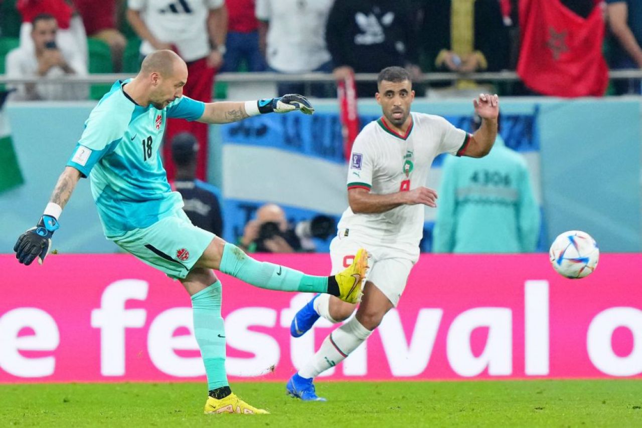 ”Șoc pe Marakana”! Fost jucător în Liga 1, căpitanul de la Steaua Roșie Belgrad este înlocuit cu un român la campioana Serbiei după 6 titluri consecutive_8