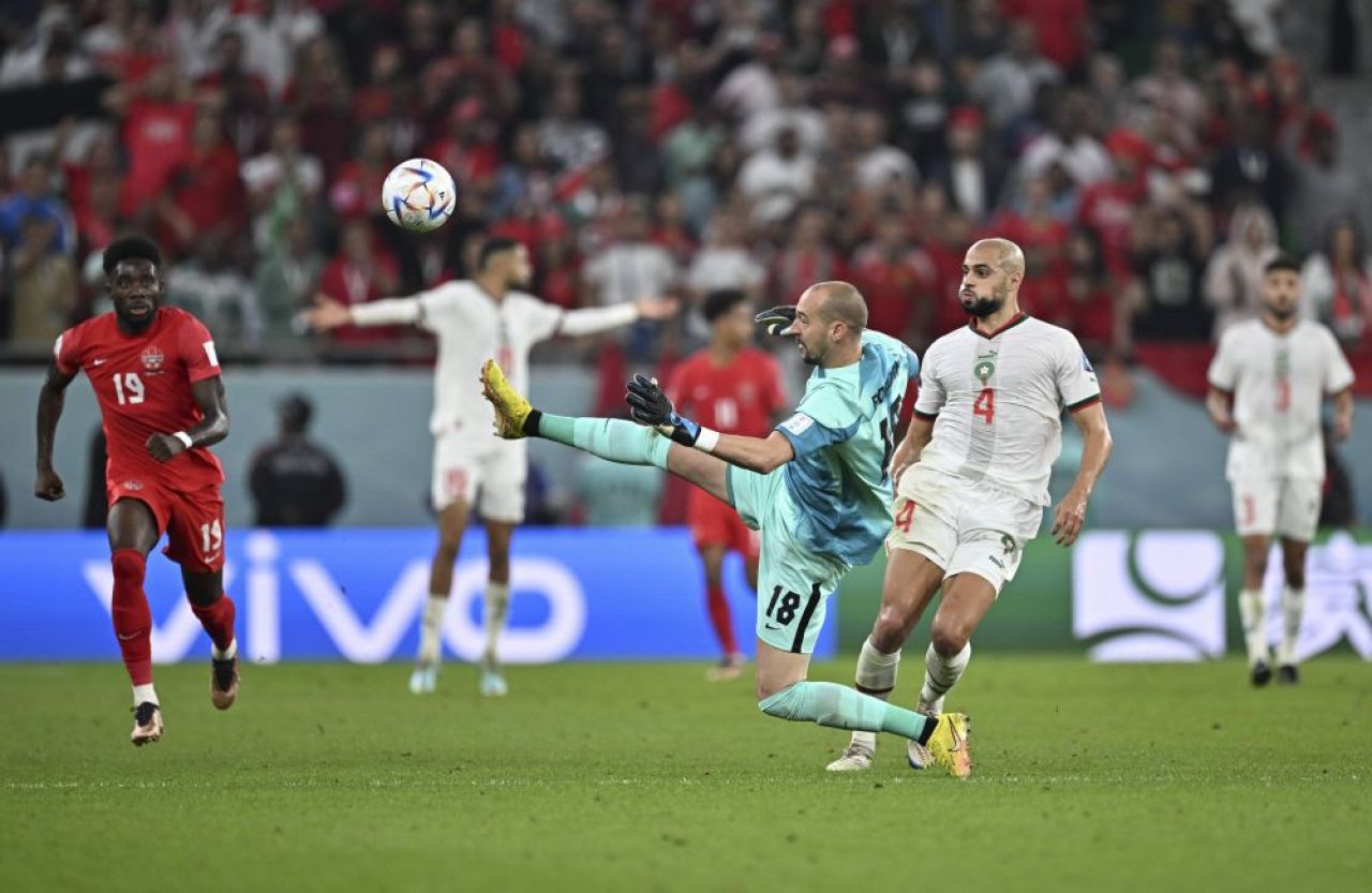 ”Șoc pe Marakana”! Fost jucător în Liga 1, căpitanul de la Steaua Roșie Belgrad este înlocuit cu un român la campioana Serbiei după 6 titluri consecutive_5
