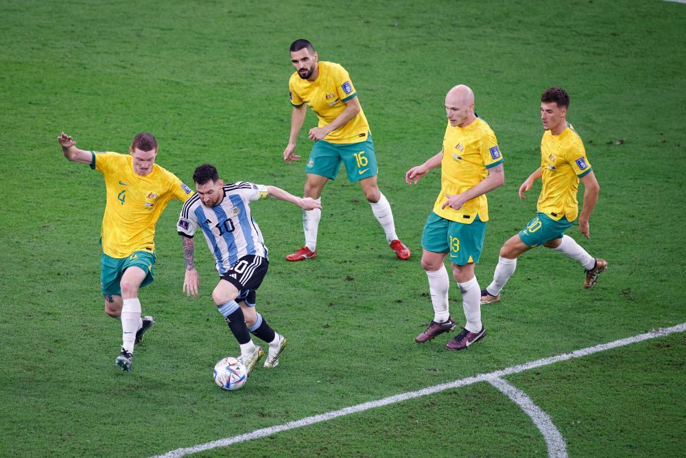 Cine este românul care a jucat împotriva lui Lionel Messi în amicalul Argentinei disputat în China_6