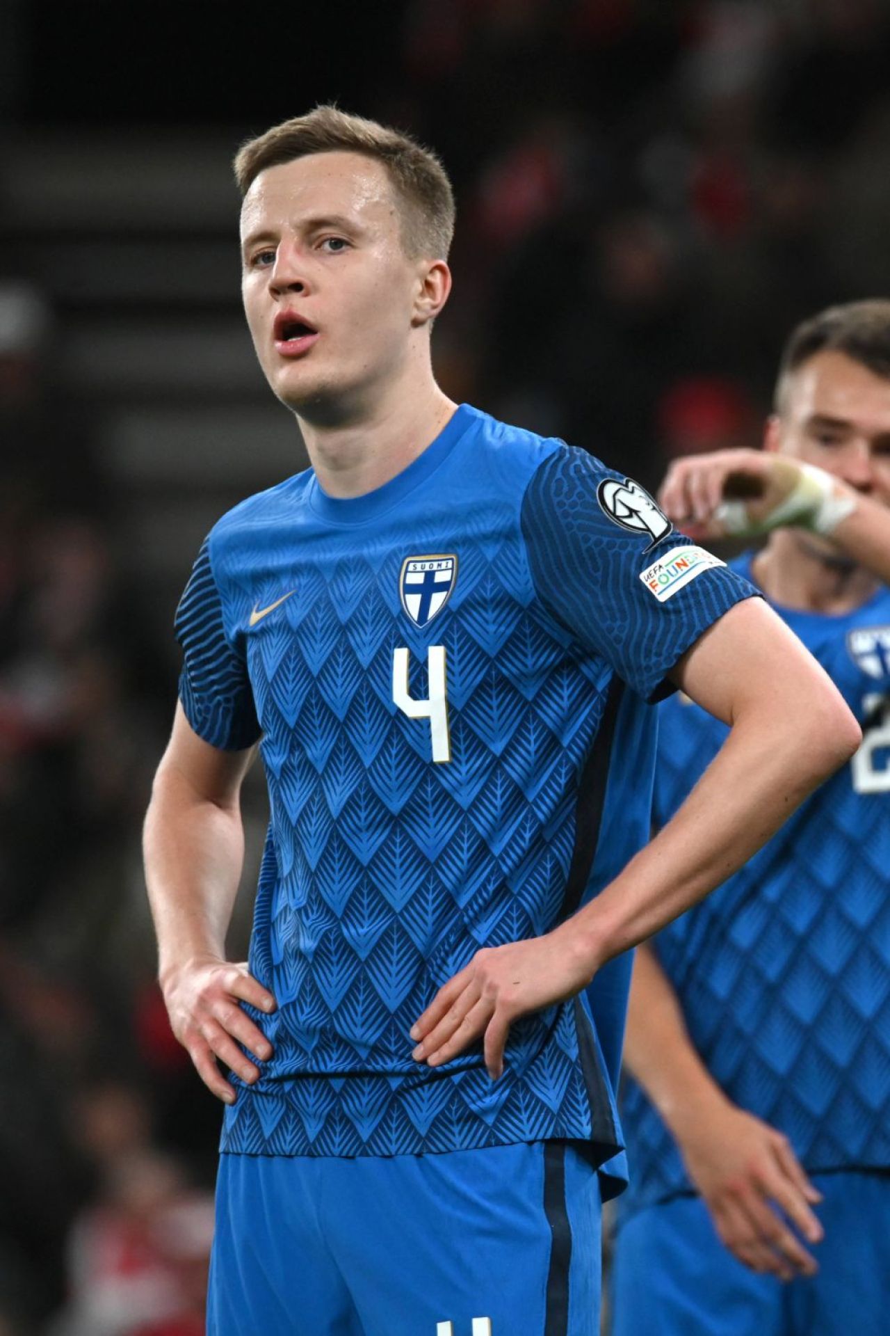 Robert Ivanov, fundașul central de națională dorit de FCSB, s-a transferat la o fostă campioană din Bundesliga! Are 1,97 metri_5