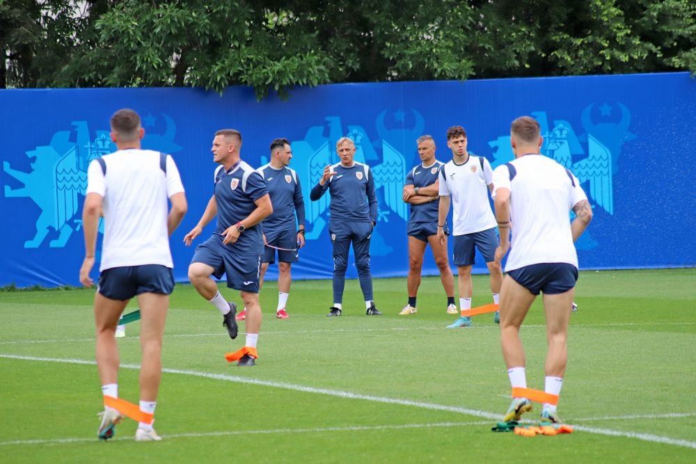 Dream Team, pe banca naționalei U21! Cine sunt foștii mari jucători care merg cu tineretul la Euro 2023_9