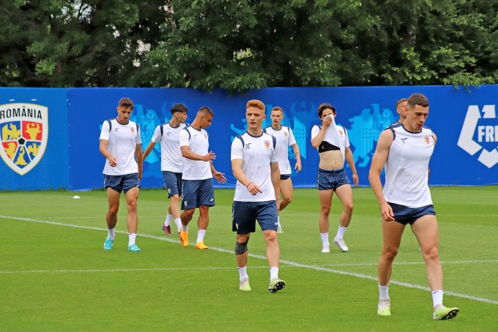 Dream Team, pe banca naționalei U21! Cine sunt foștii mari jucători care merg cu tineretul la Euro 2023_12