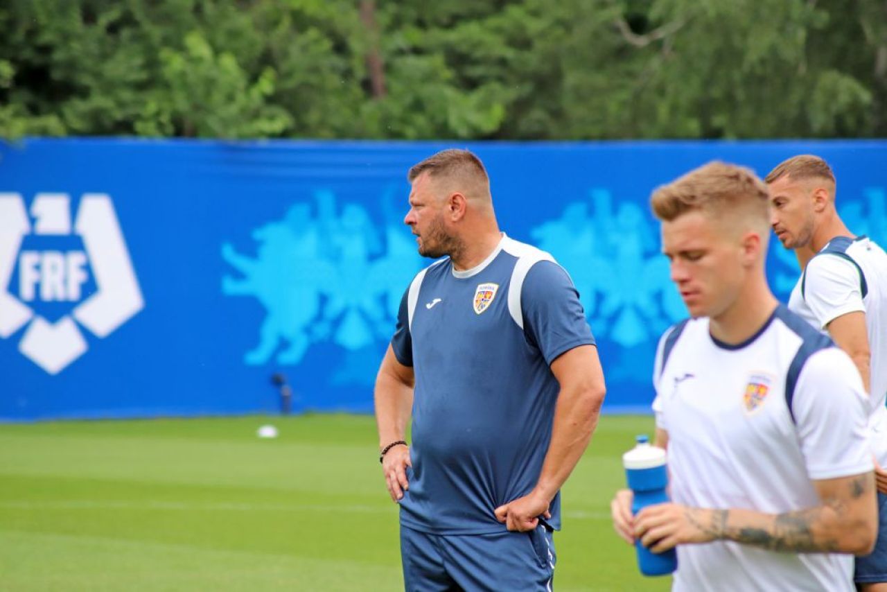 Dream Team, pe banca naționalei U21! Cine sunt foștii mari jucători care merg cu tineretul la Euro 2023_13