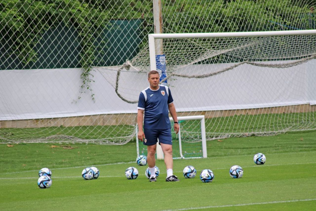 Dream Team, pe banca naționalei U21! Cine sunt foștii mari jucători care merg cu tineretul la Euro 2023_18