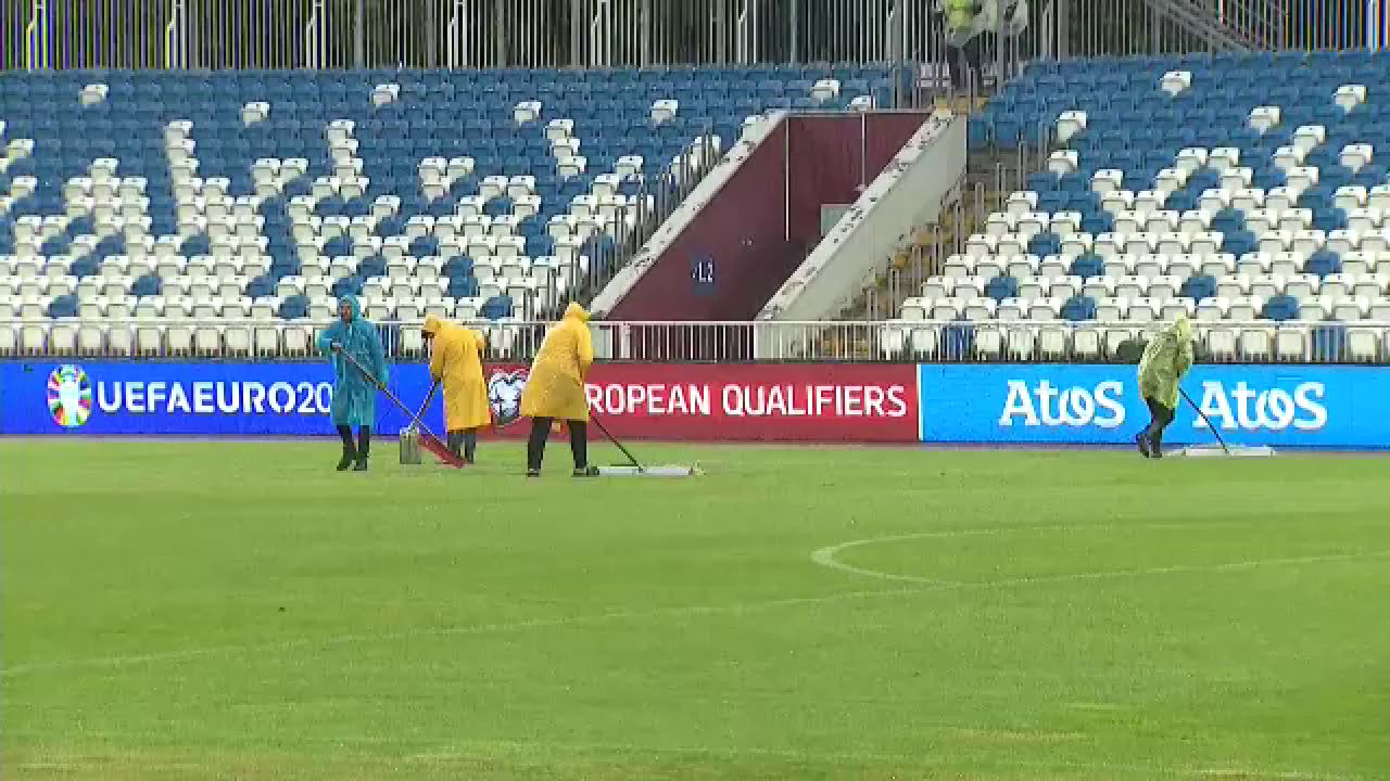 Piscina de la Pristina! Cum arată terenul înainte de Kosovo - România_5