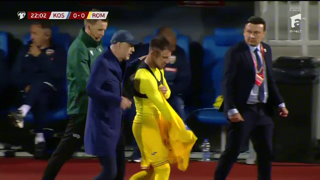 Ghinion pentru Iordănescu! Titularul s-a accidentat și a fost schimbat la jumătatea primei reprize _27