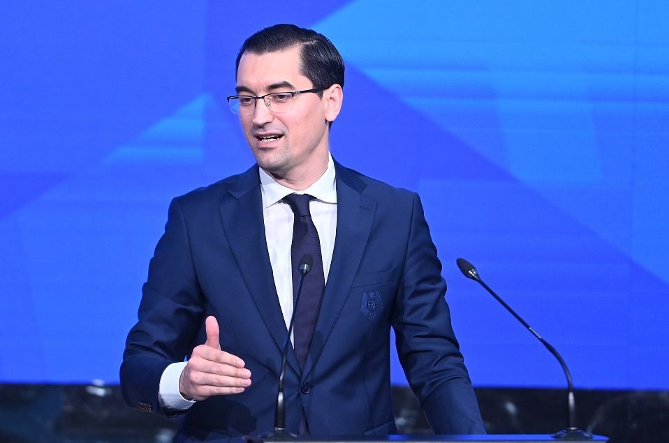 Răzvan Burleanu stă pe un munte de bani! Averea impresionantă a președintelui FRF + salariu uriaș primit de la FIFA _1