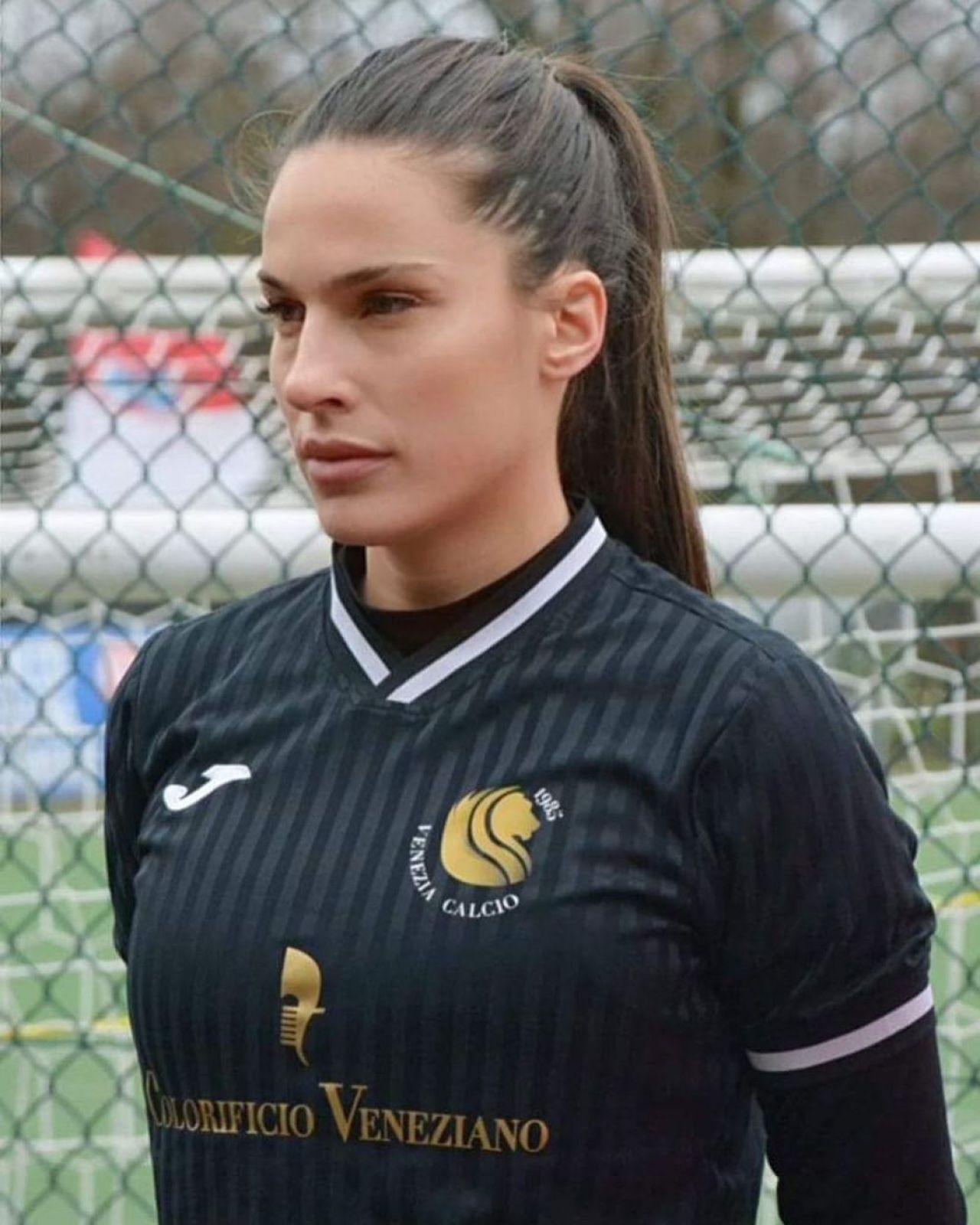 Tot ce are mai frumos Italia! Ea este cea mai sexy fotbalistă și își înnebunește urmăritorii cu aparițiile în costum de baie _4