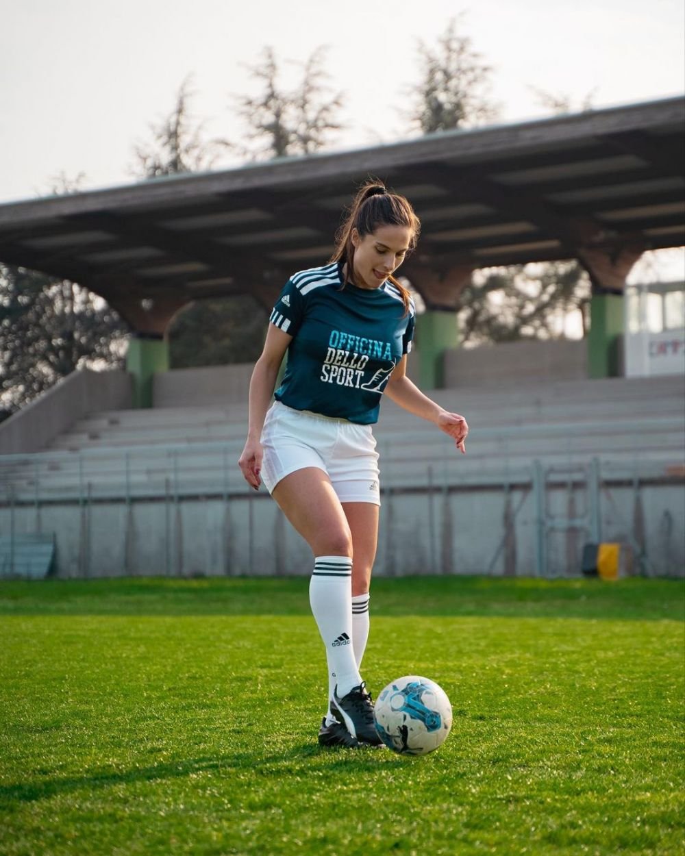 Tot ce are mai frumos Italia! Ea este cea mai sexy fotbalistă și își înnebunește urmăritorii cu aparițiile în costum de baie _6