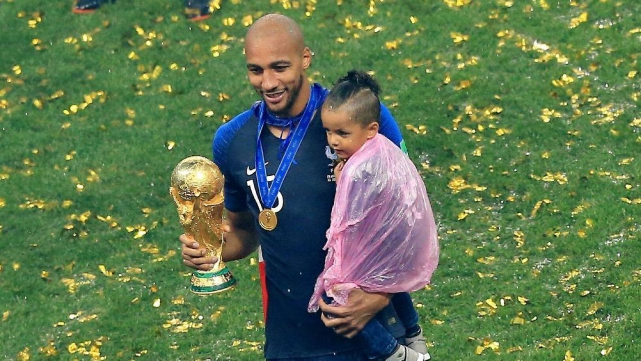 Campion mondial liber de contract! ”Mulțumim și îți dorim mult succes”_2