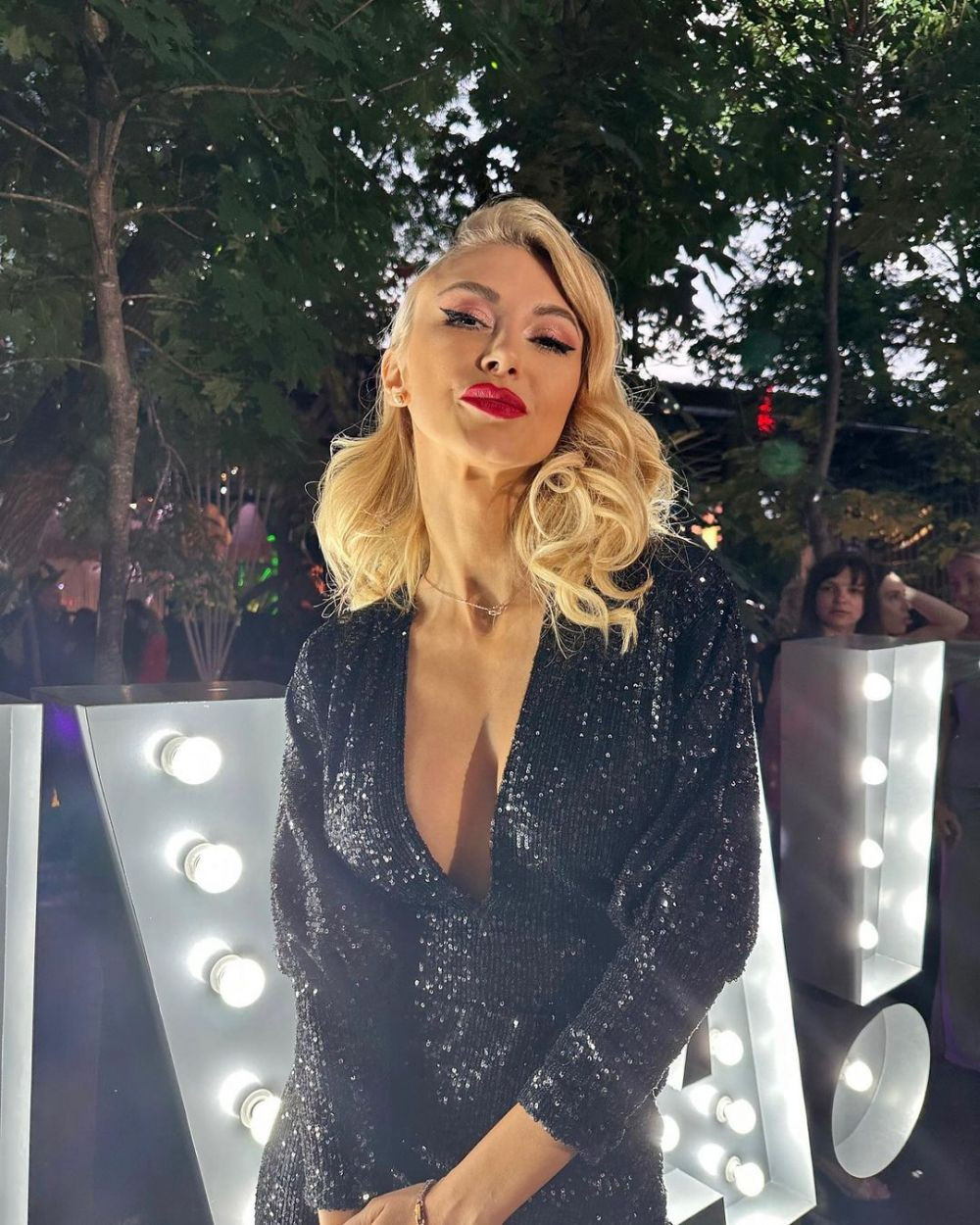 Andreea Bălan se iubește cu un tenismen mai tânăr cu 9 ani: „Sunt mai fericită ca niciodată!”_35