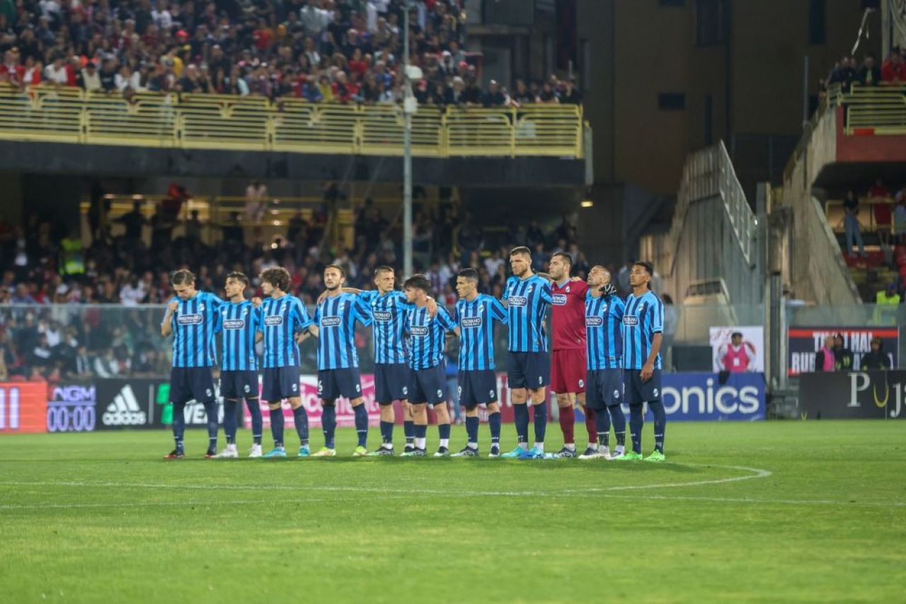 Un fotbalist român și-a ajutat clubul să se întoarcă în Serie B după 50 de ani!_5