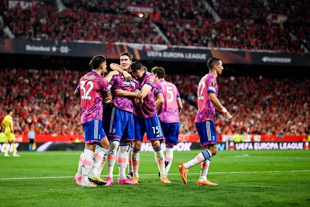 Barcelona și Juventus se umplu de bani, dacă sunt excluse de UEFA din cupele europene!_5