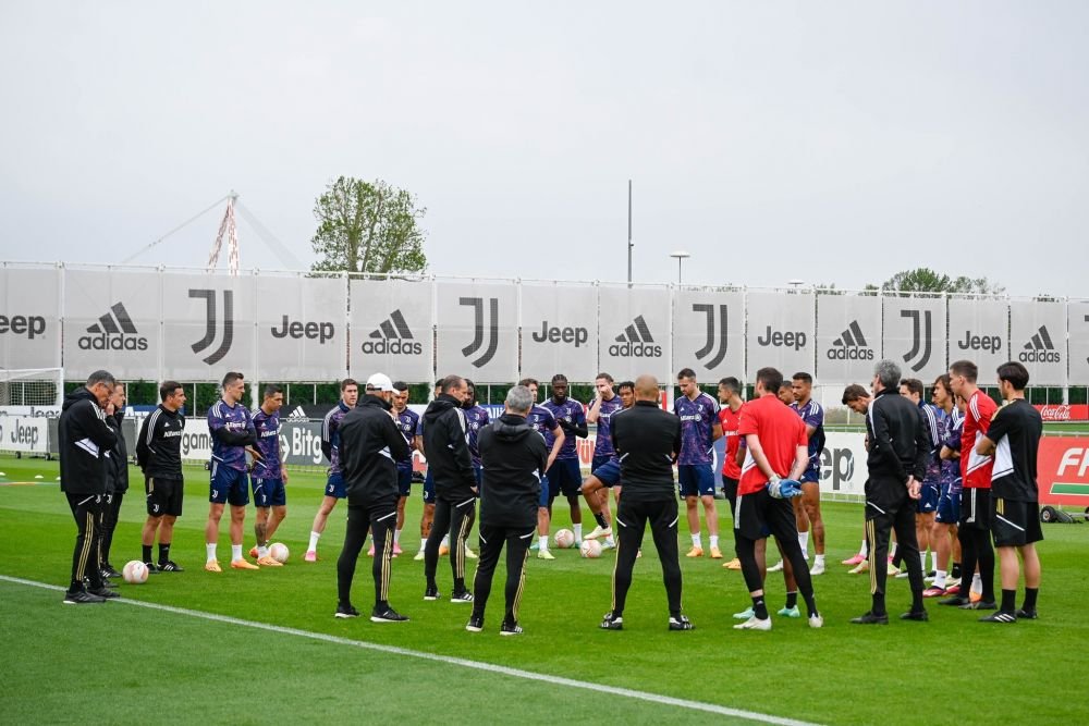 Barcelona și Juventus se umplu de bani, dacă sunt excluse de UEFA din cupele europene!_8