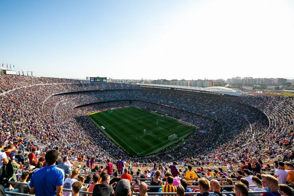 Barcelona și Juventus se umplu de bani, dacă sunt excluse de UEFA din cupele europene!_9