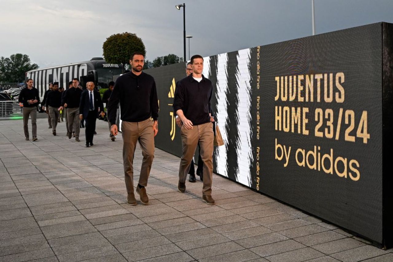 Barcelona și Juventus se umplu de bani, dacă sunt excluse de UEFA din cupele europene!_10
