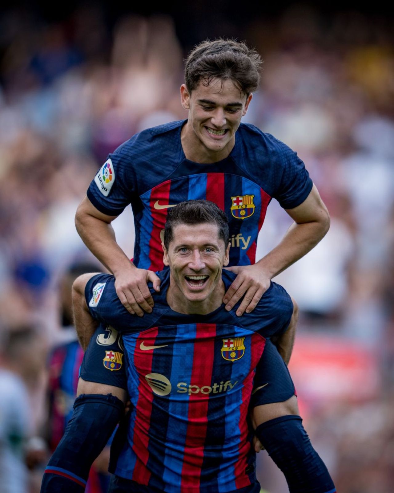 Barcelona și Juventus se umplu de bani, dacă sunt excluse de UEFA din cupele europene!_17