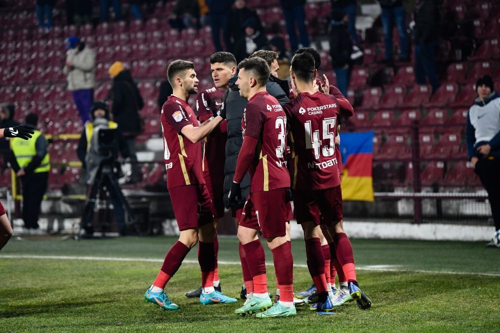 Lovitură de teatru! Favoritul lui Dan Petrescu de la CFR, prezentat la Universitatea Cluj