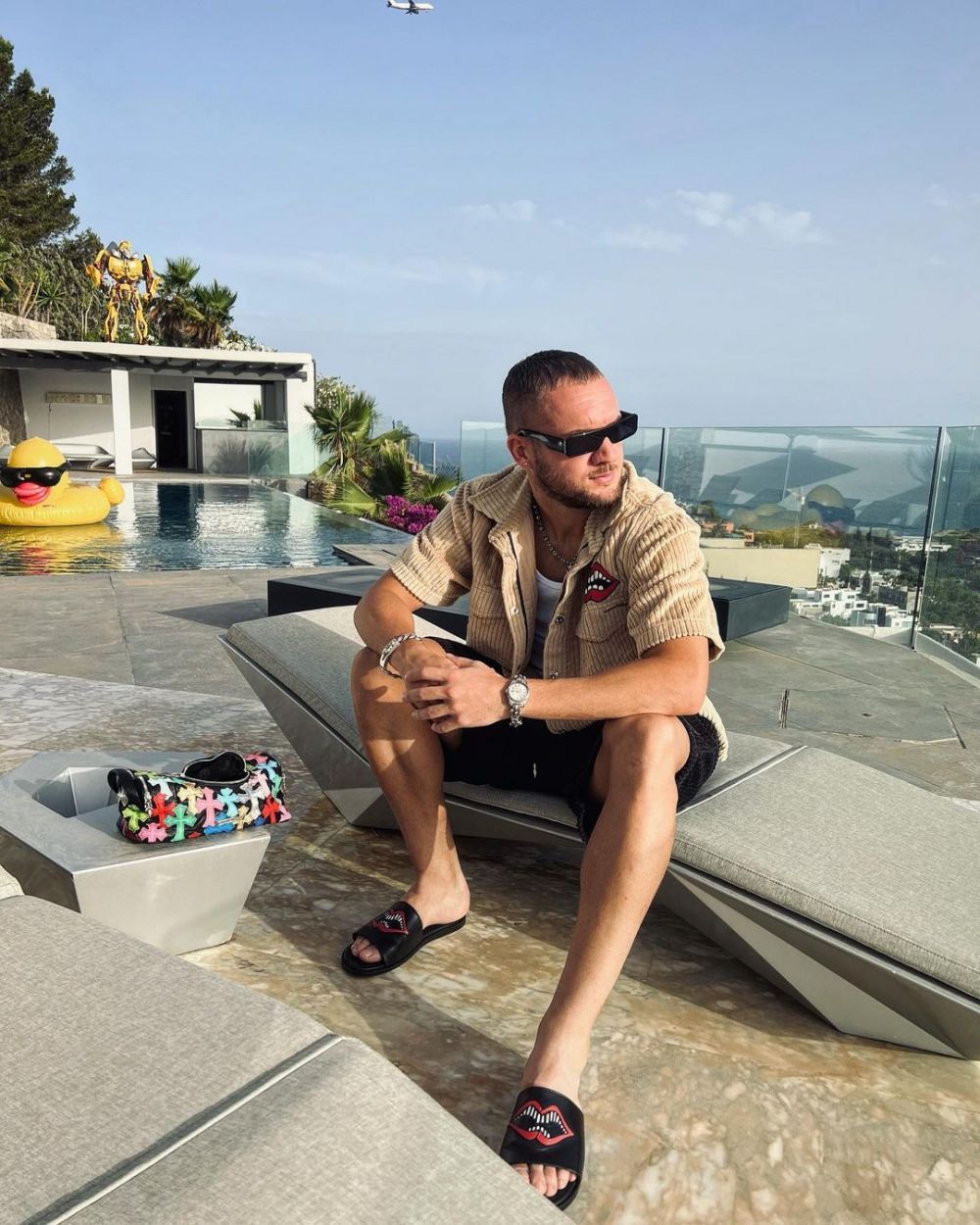 „Și Dani Alves se îmbrăca așa și acum dă țigări la schimb!” Mihai Stoica îl 'înțeapă' pe George Pușcaș pentru aparițiile sale _2