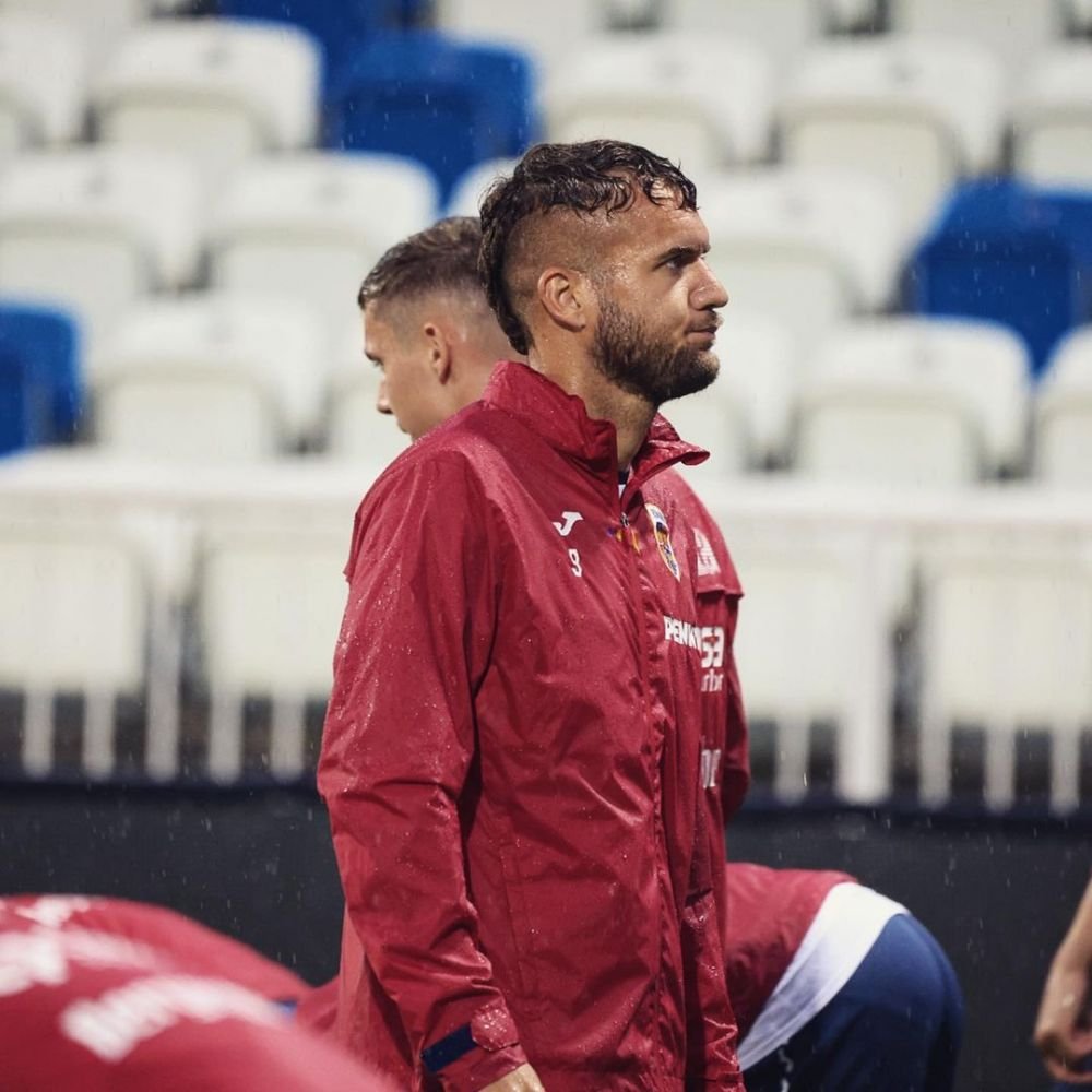 „Și Dani Alves se îmbrăca așa și acum dă țigări la schimb!” Mihai Stoica îl 'înțeapă' pe George Pușcaș pentru aparițiile sale _24