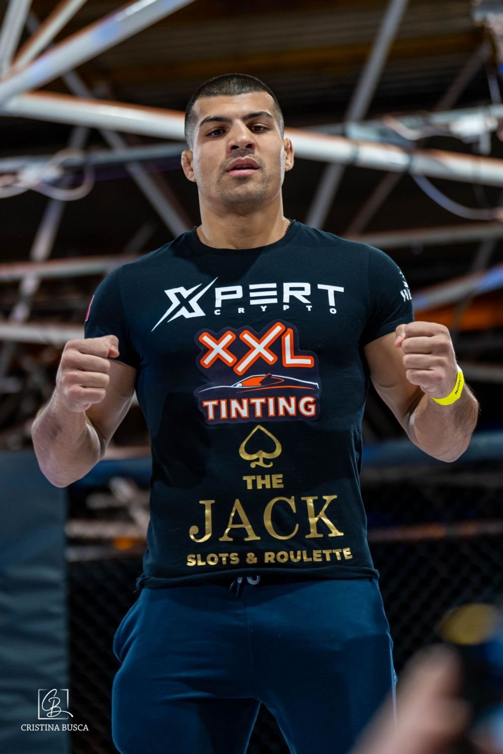 Peste 20 de luptători se bat pentru centură!  Nume mondiale vor intra în ring la a doua ediție Kombat London_2