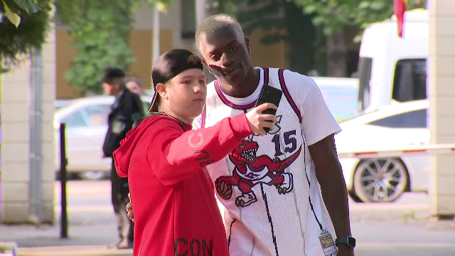 Dennis Rodman de la FCSB! Cum a apărut Joyskim Dawa, preferatul lui Gigi Becali, la vizita medicală _4