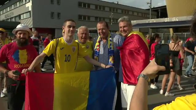 Helmut Duckadam, asaltat de români în Elveția! Toți au vrut o amintire cu eroul de la Sevilla _20