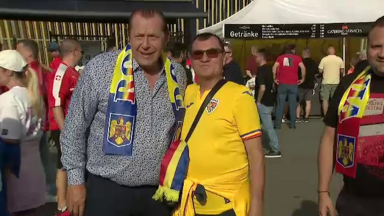Helmut Duckadam, asaltat de români în Elveția! Toți au vrut o amintire cu eroul de la Sevilla _23