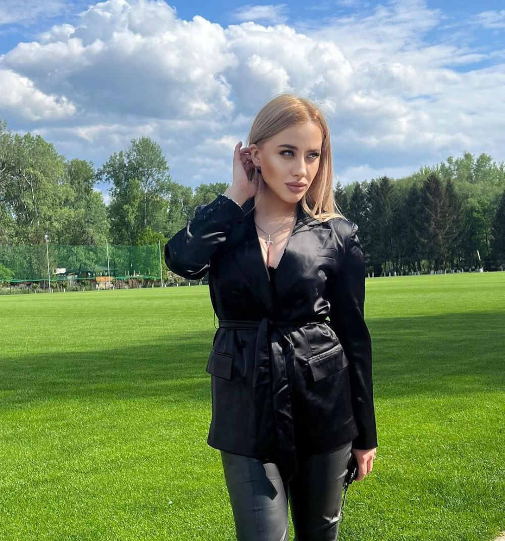 A fost talismanul Republicii Moldova în victoria cu Polonia! Olivia Cucoș, superba jurnalistă, a făcut spectacol la Chișinău_22