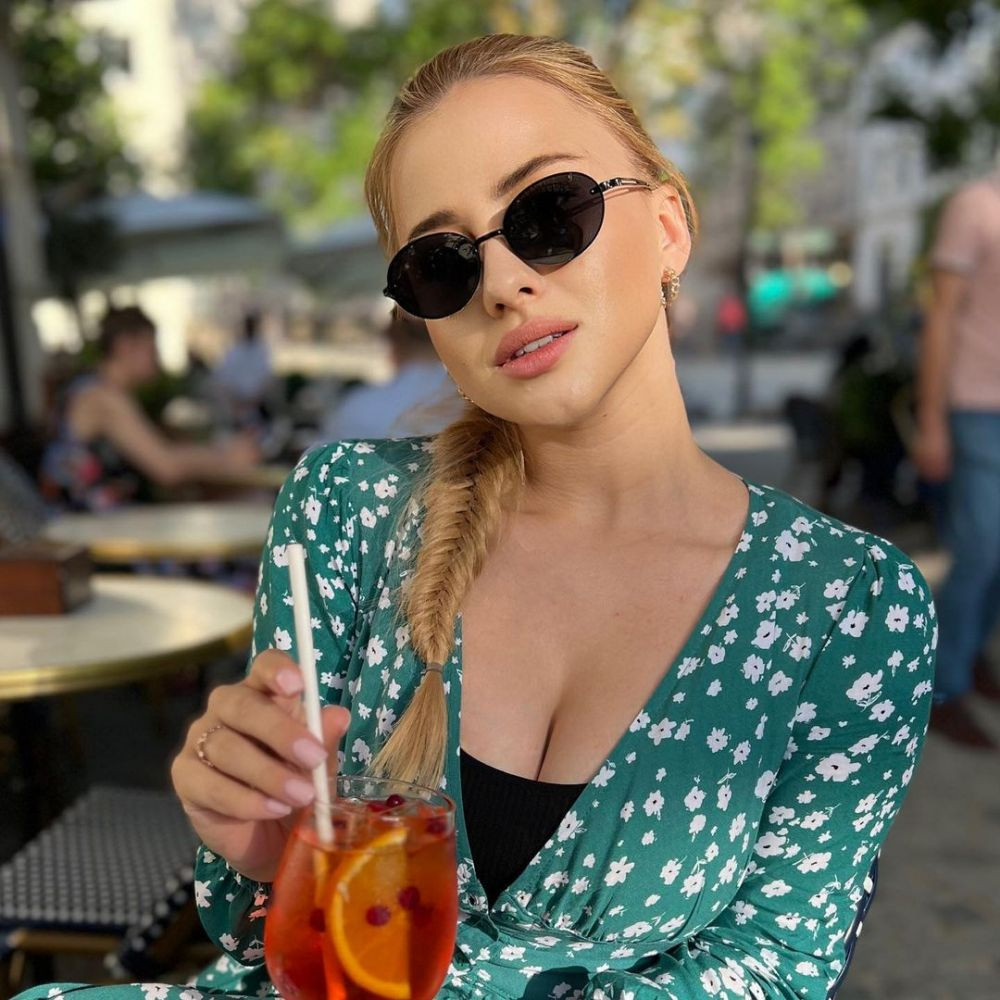 A fost talismanul Republicii Moldova în victoria cu Polonia! Olivia Cucoș, superba jurnalistă, a făcut spectacol la Chișinău_36