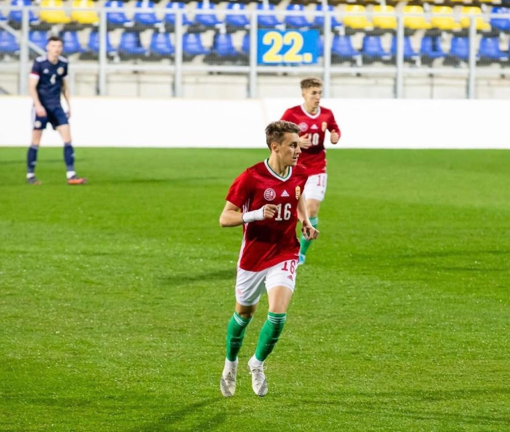 Mario Simuț, românul din naționala Ungariei, dorit la echipă de fostul antrenor de la Panathinaikos și Spartak Moscova!_34