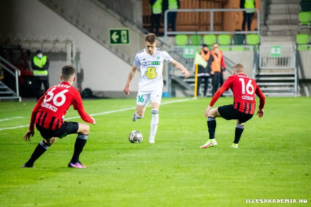 Mario Simuț, românul din naționala Ungariei, dorit la echipă de fostul antrenor de la Panathinaikos și Spartak Moscova!_40