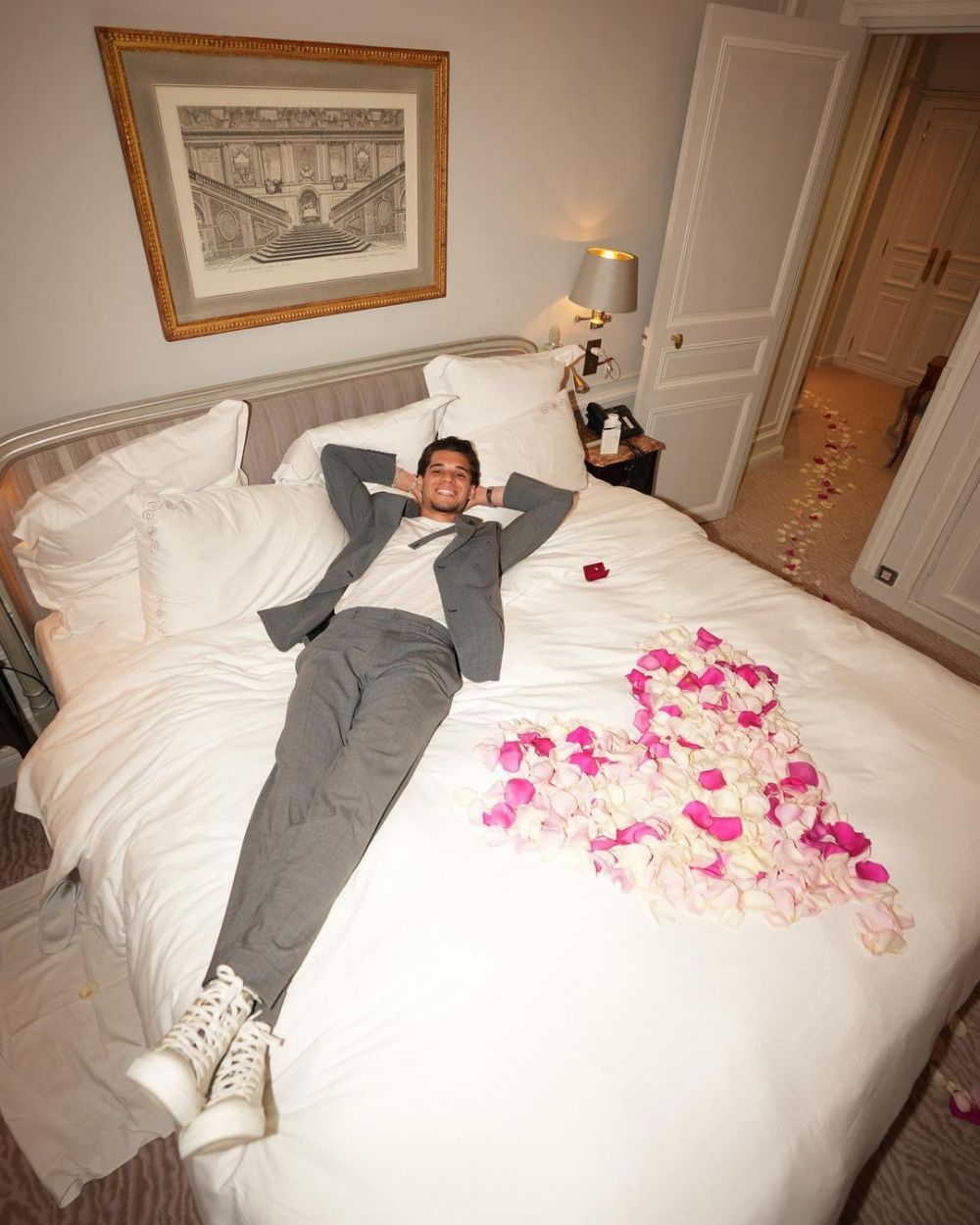 Nebunie! Cât a plătit Ianis Hagi pe inelul de logodnă oferit partenerei sale_4