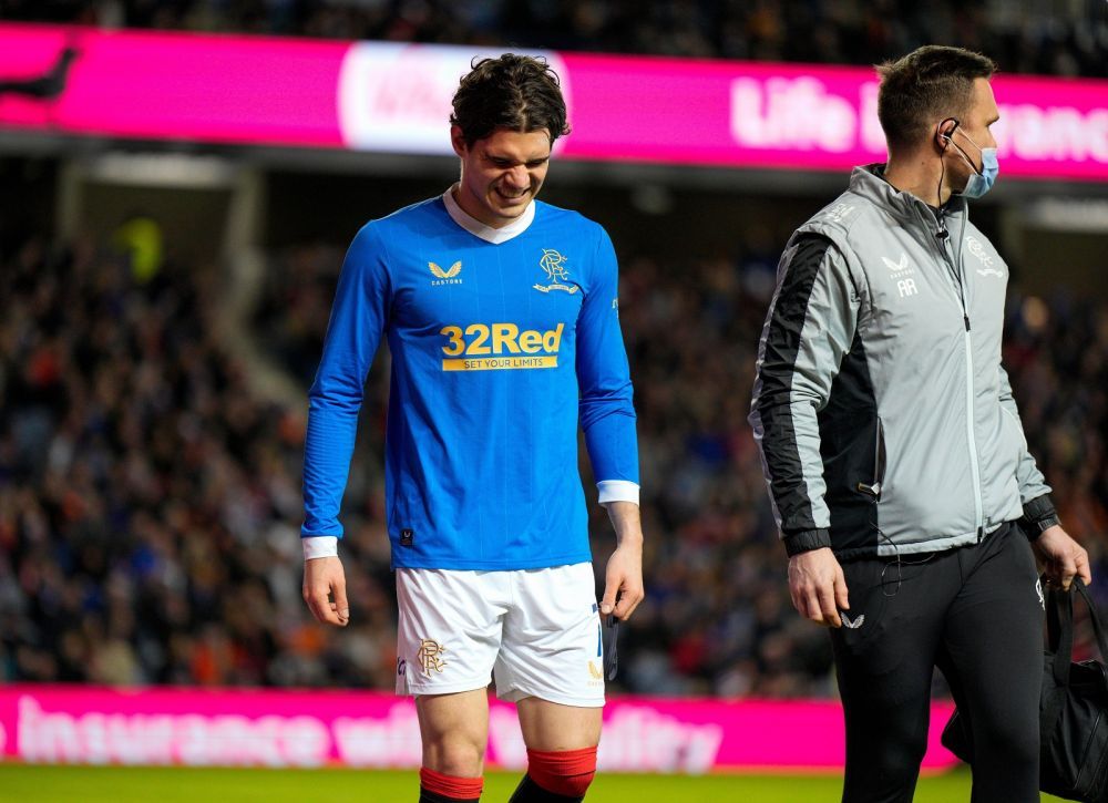 Nebunie! Cât a plătit Ianis Hagi pe inelul de logodnă oferit partenerei sale_11