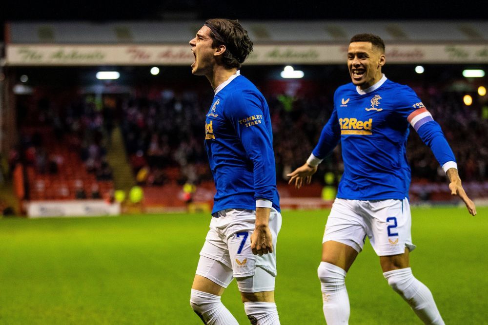 Nebunie! Cât a plătit Ianis Hagi pe inelul de logodnă oferit partenerei sale_15