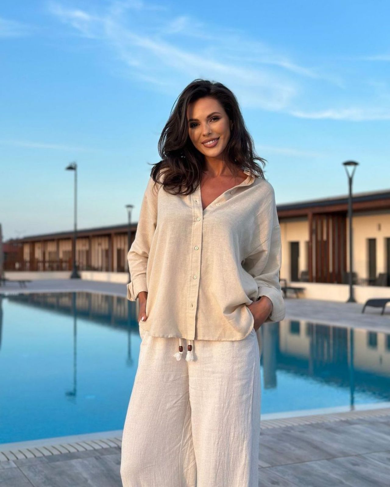 Andreea Bododel a pierdut procesul cu Robert Niță după declarațiile jignitoare ale fostului rapidist! Cât trebuie să îi plătească cea mai sexy fană a Farului _13