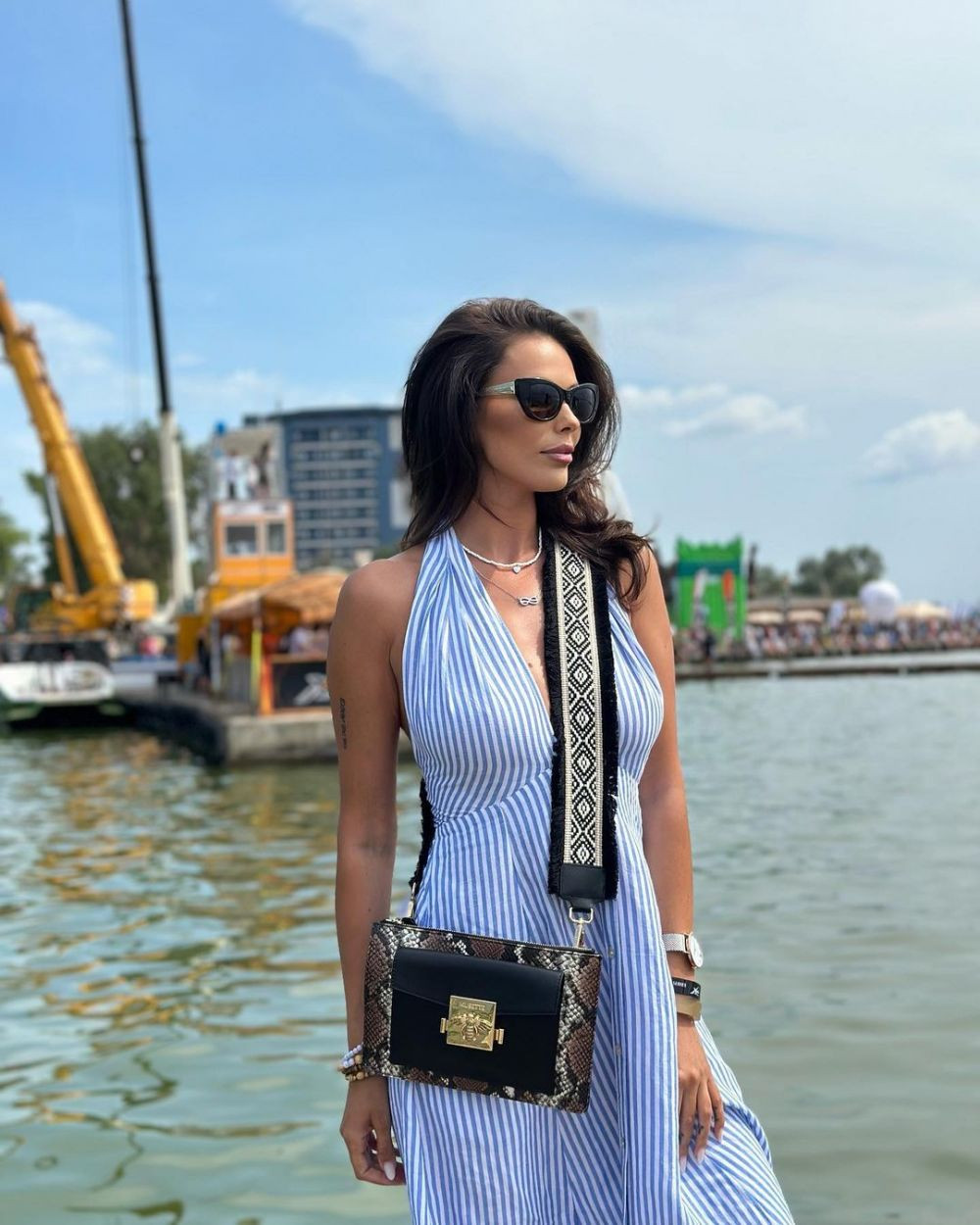 Andreea Bododel a pierdut procesul cu Robert Niță după declarațiile jignitoare ale fostului rapidist! Cât trebuie să îi plătească cea mai sexy fană a Farului _15