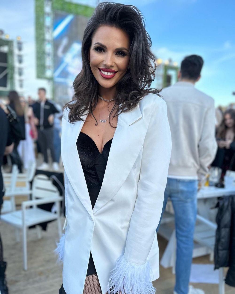 Andreea Bododel a pierdut procesul cu Robert Niță după declarațiile jignitoare ale fostului rapidist! Cât trebuie să îi plătească cea mai sexy fană a Farului _34