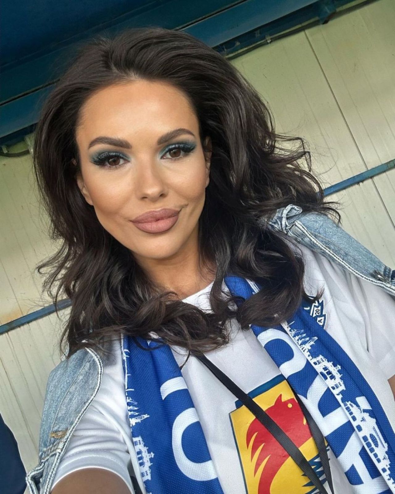 Andreea Bododel a pierdut procesul cu Robert Niță după declarațiile jignitoare ale fostului rapidist! Cât trebuie să îi plătească cea mai sexy fană a Farului _47