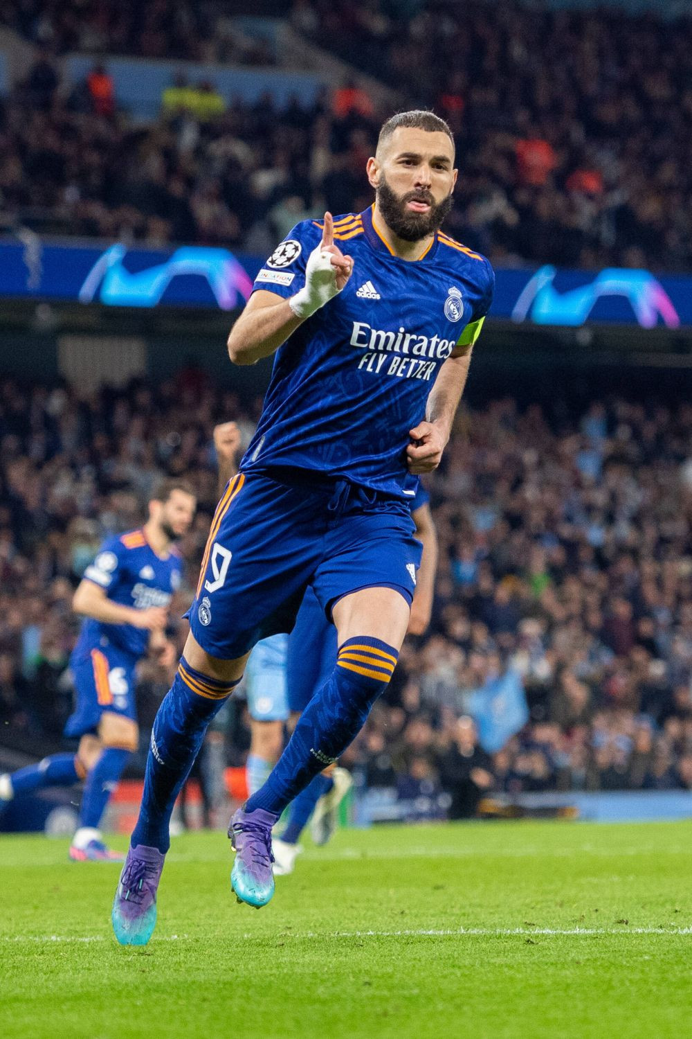 SPECIAL | Vara arabă. De ce plătesc acum șeicii sute de milioane pentru vedetele din Europa_9