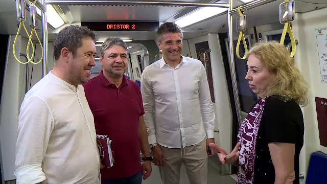 A fost pusă în circulație garnitura de metrou ”Rapid 100”: ”Nu e niciun fel de problemă că vor merge cu el steliști și dinamoviști”_4